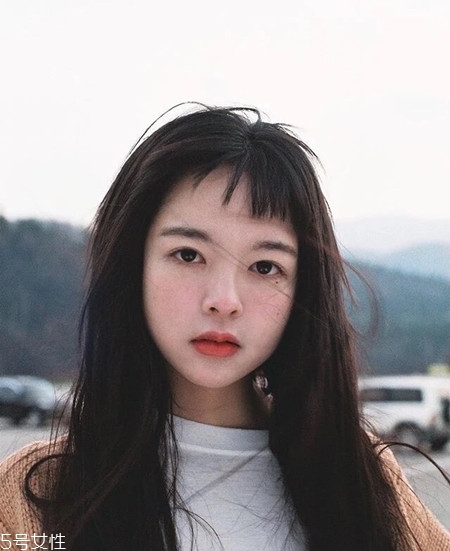 圓臉妹子適合什么發(fā)型？短發(fā)更能突顯氣質(zhì)