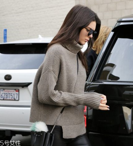 毛衣短了怎么加長(zhǎng)？在家就能輕松改