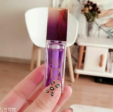 唇蜜怎么涂？一步一步打造嘟嘟唇