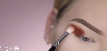 huda beauty沙漠盤怎么畫？油管大神一步步示范
