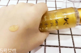 臉上有斑點怎么去除？食療/精華/面膜三管齊下