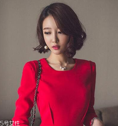 短發(fā)卷發(fā)怎么弄好看？裴秀智發(fā)型同款get