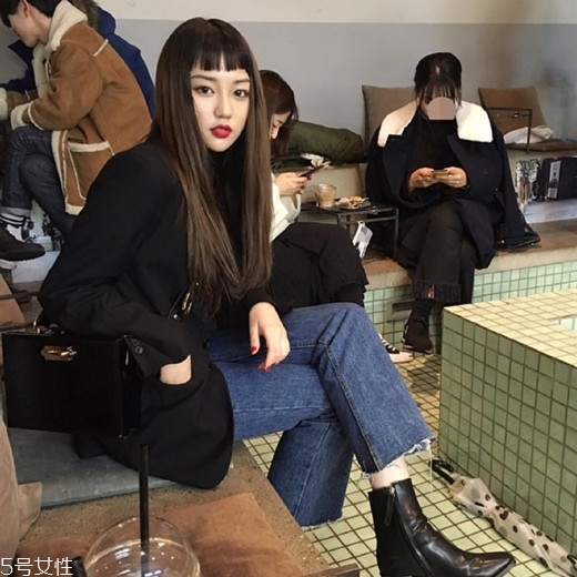 二次元?jiǎng)⒑＿m合什么發(fā)型？讓你個(gè)性十足