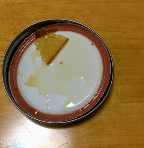 冰糖雪梨膏孕婦能吃嗎？孕婦吃冰糖雪梨膏適量最好