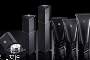 水乳套裝哪個(gè)好用？網(wǎng)友評(píng)出6款無(wú)限回購(gòu)的水乳套裝