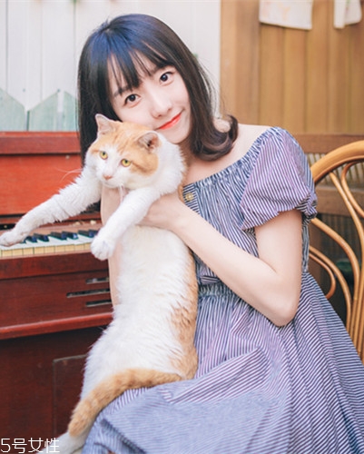 小個(gè)子女生適合什么發(fā)型？蓬松隨意效果