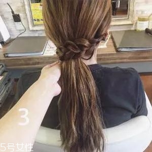 女生冬天長(zhǎng)發(fā)怎么編好看？長(zhǎng)發(fā)妹紙才懂得的痛