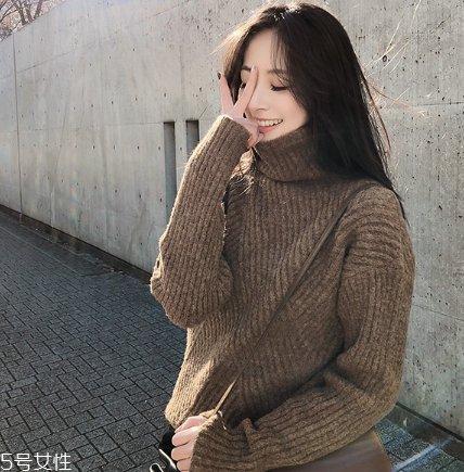 毛衣上的咖啡漬怎么洗？巧用甘油輕松解決