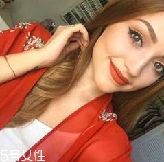 南瓜色口紅怎么挑選？十分高級的色彩