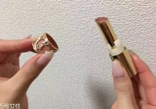 如何選擇口紅色號？口紅必不可少