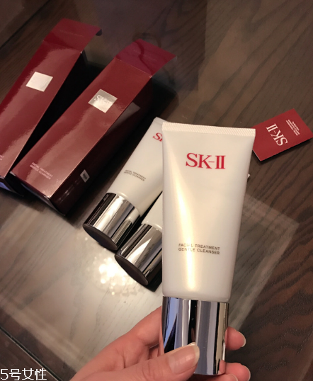 sk2洗面奶和cpb洗面奶哪個(gè)好用？無限回購的洗面奶