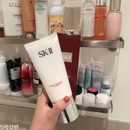 sk2洗面奶和cpb洗面奶哪個(gè)好用？無(wú)限回購(gòu)的洗面奶