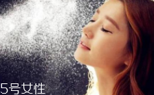 保濕爽膚水什么時(shí)候用？早中晚都必須用
