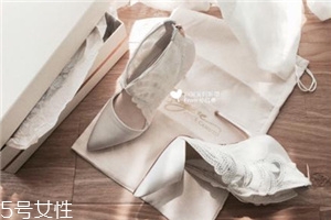 vince camuto是什么牌子？氣質(zhì)型高跟鞋品牌