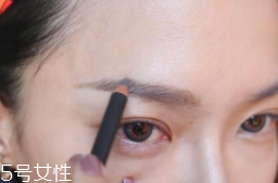 眉毛畫壞了怎么補救？12種拯救方法都在這里了