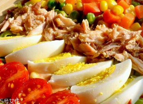 金槍魚罐頭可以生吃嗎 可開罐后即食 金槍魚罐頭可以生吃嗎 可開罐后即食