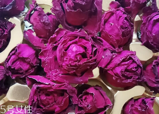 墨紅玫瑰可以天天喝嗎？玫瑰養(yǎng)顏也要適量