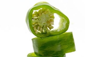 青椒要去籽嗎 去籽小技巧 青椒要去籽嗎 去籽小技巧