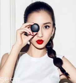 馬尾怎么扎顯臉??？馬尾位置越高越精神