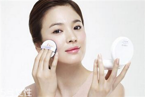 蘭芝氣墊bb霜色號怎么選？喬妹最愛的產(chǎn)品