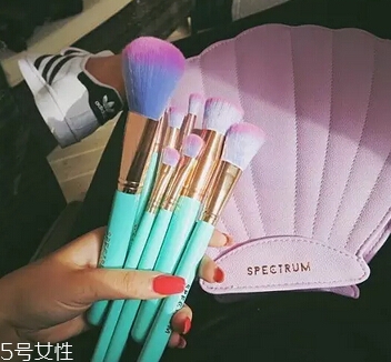 怎么選購(gòu)韓國(guó)化妝品？女生化妝品必備清單