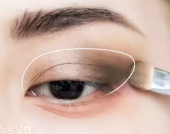 過年涂什么口紅？這些唇色讓親屬夸你好看