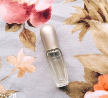 雅詩蘭黛香水怎么樣？提升生活逼格的香水