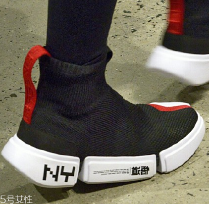 李寧紐約時裝周走秀款悟道球鞋在哪買_多少錢？