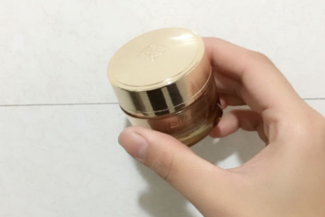 雅詩蘭黛多效智妍眼霜怎么用？