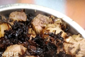 梅干菜怎么泡發(fā)？溫水泡即可