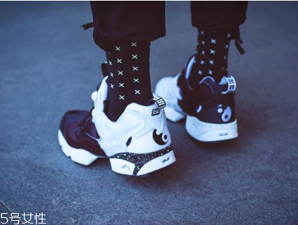 運(yùn)動(dòng)鞋氣墊咯吱的響怎么辦？可能是漏氣或者進(jìn)水了