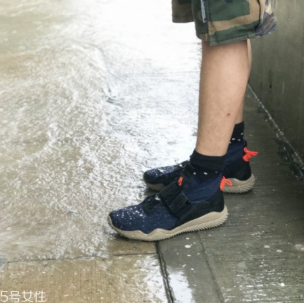 運動鞋輕好還是重好？不同運動需求不同