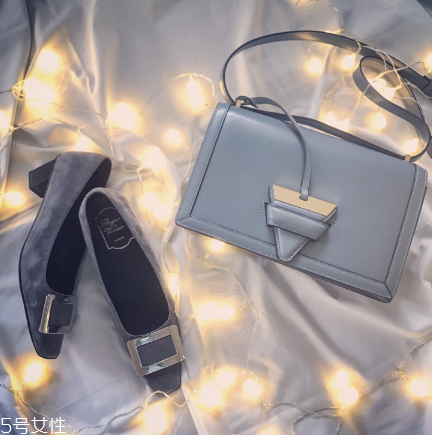 loewe是奢侈品嗎？西班牙百年奢華品牌