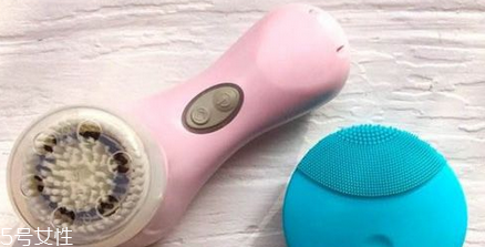 科萊麗和luna潔面儀對(duì)比區(qū)別 新一代洗臉神器 科萊麗和luna潔面儀對(duì)比區(qū)別 新一代洗臉神器