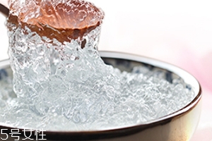 雪燕可以用熱水泡發(fā)嗎？熱水vs冷水