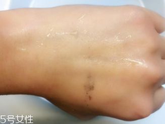 Attenir艾天然卸妝油好用嗎？打敗植村秀的卸妝冠軍
