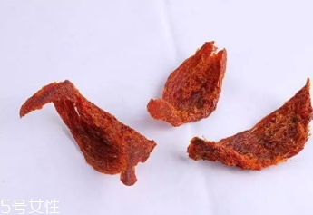 血燕窩和白燕窩區(qū)別 是高價值還是商家噱頭？