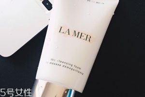海藍(lán)之謎透潔面泡沫怎么用？璀璨凈透潔面泡沫