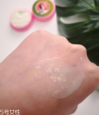 泰國RASYAN牙粉好用嗎？家用潔牙好幫手
