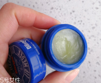 碧唇小藍(lán)罐怎么樣？滋潤效果超好
