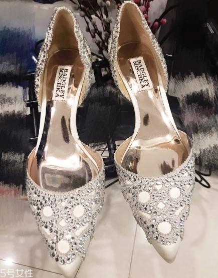 badgley mischka是哪個(gè)國(guó)家的牌子？超級(jí)貌美的小眾婚鞋