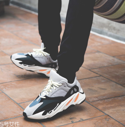yeezy 500 2018新款配色發(fā)售時間_有哪幾款？