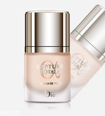 dior迪奧和雅詩蘭黛粉底液哪個(gè)好？