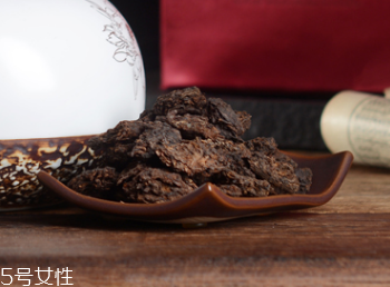 老茶頭減肥嗎？普洱茶能刮油