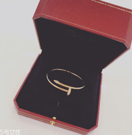 卡地亞手鐲會掉鉆嗎？忠貞愛情的特別見證