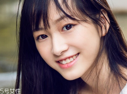 黑眼圈用哪種遮瑕膏最好 按顏色挑選遮瑕產品 黑眼圈用哪種遮瑕膏最好 按顏色挑選遮瑕產品