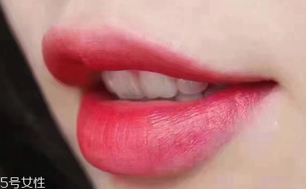 dior迪奧520和迪奧080哪個好看？