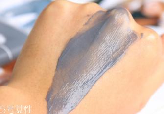悅木之源和朵梵哪個(gè)好？同屬雅詩蘭黛集團(tuán)不分伯仲