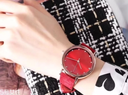 dior迪奧手表多少錢？