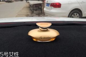 普通香水可以代替車(chē)載香水嗎？不可直接噴灑